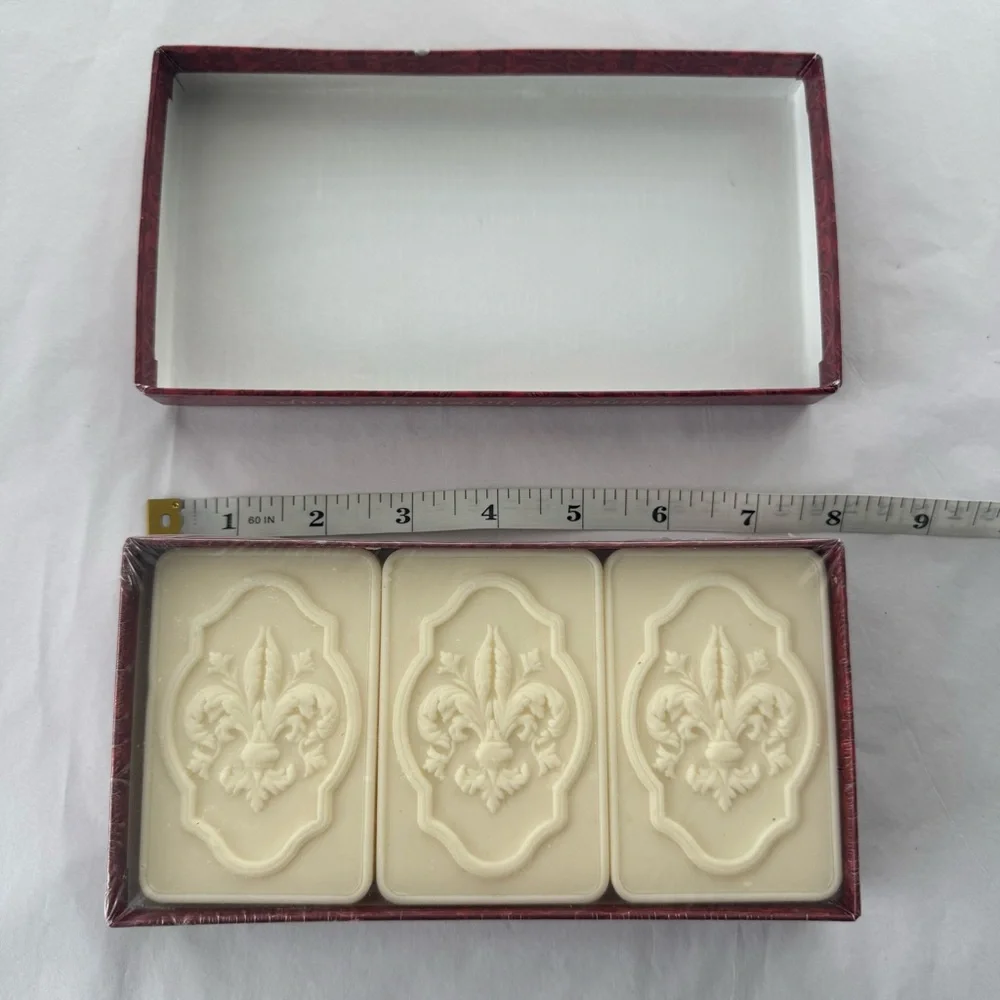 Saponificio Artigianale Fiorentino Cherubs Lavender Scent Soaps 3 Handmade Italy